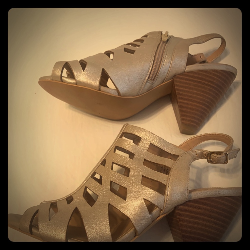 Audrey Brooke Cage Sandals in sand gold metallic